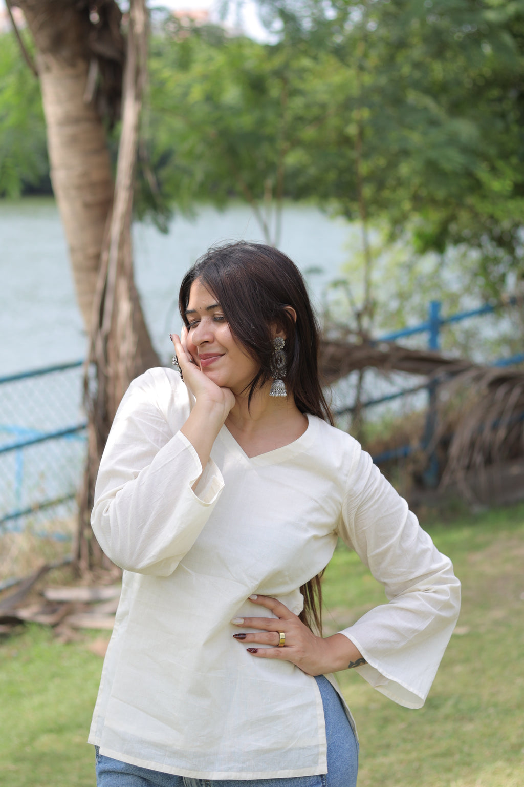 LEHER BELL SLEEVES KURTI